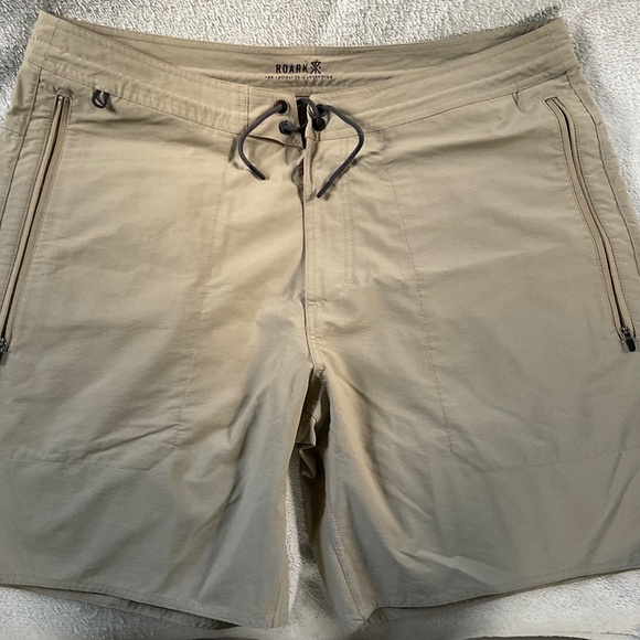 MENS Used Lot of 3 Shorts Billabong Roark Quicksilver Medium Large 34 36 - Picture 1 of 7